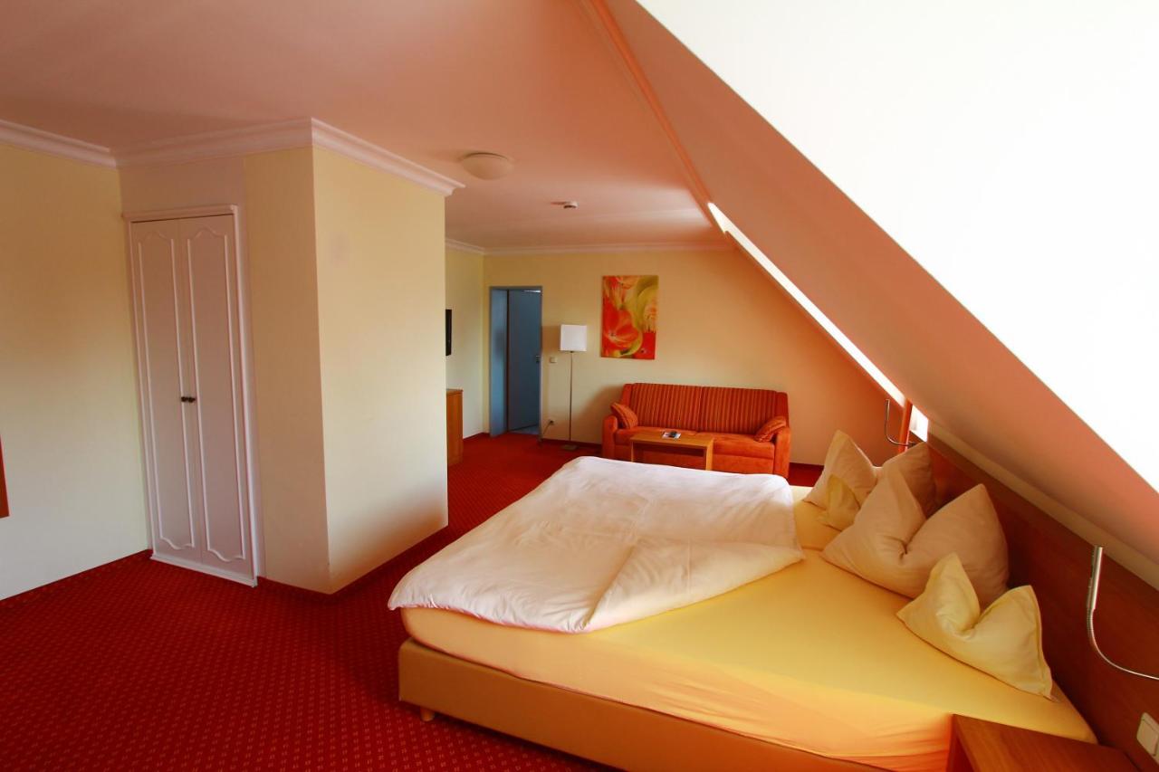 Abasto Hotel Eichenau Eksteriør bilde
