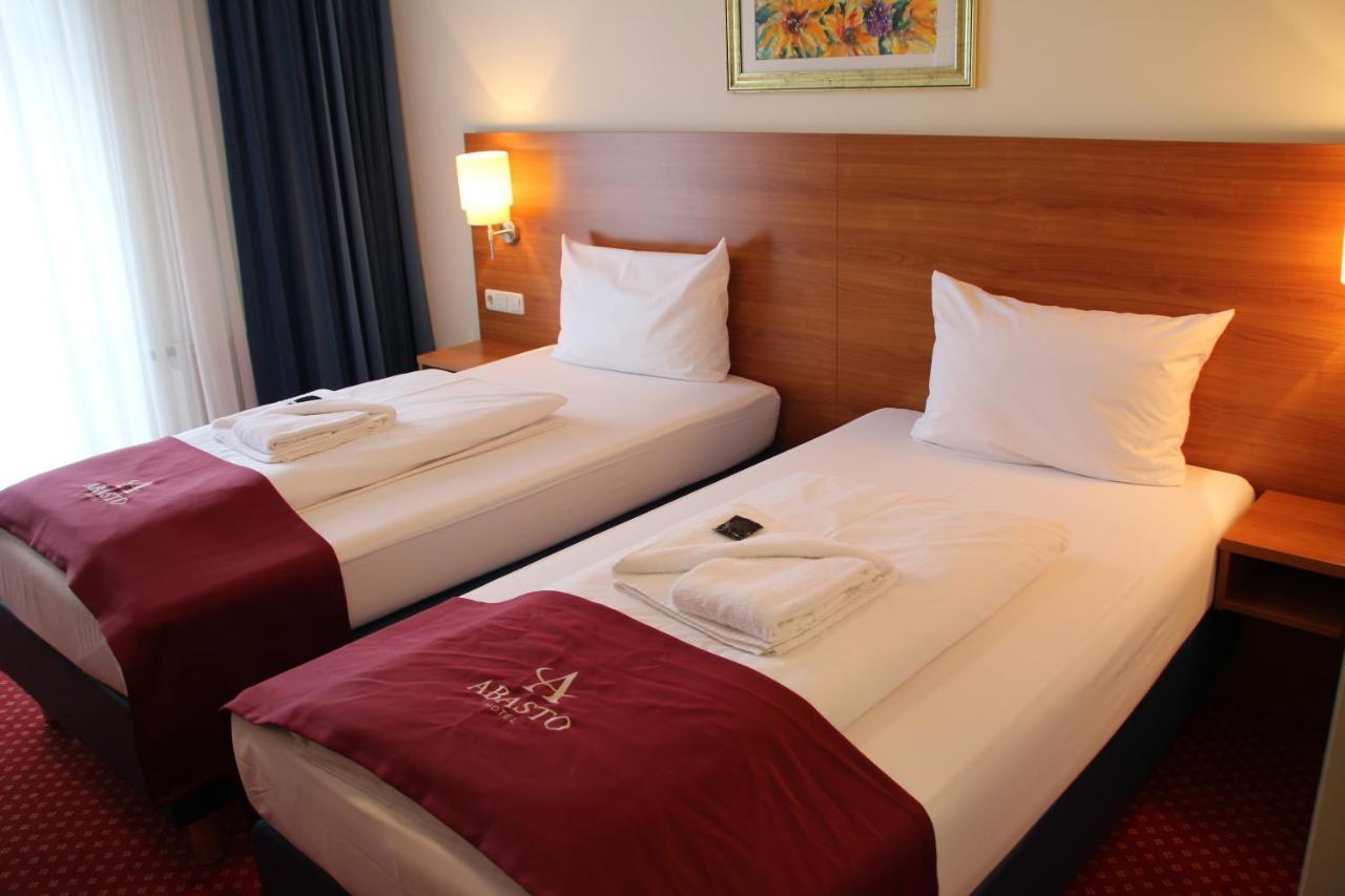 Abasto Hotel Eichenau Eksteriør bilde